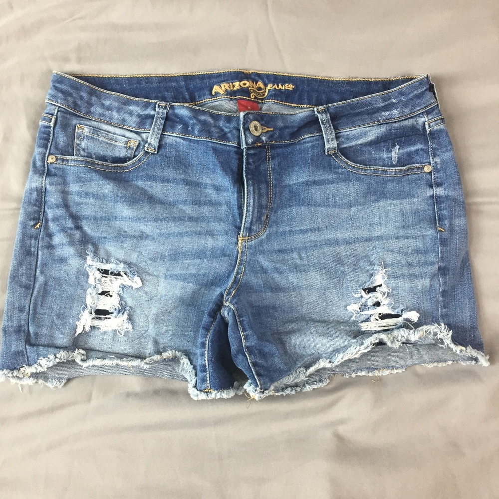 Arizona Distressed Denim Shorts Size 13